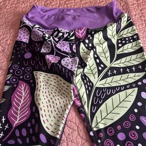 Vibrant Purple and Black Ladies Leggings